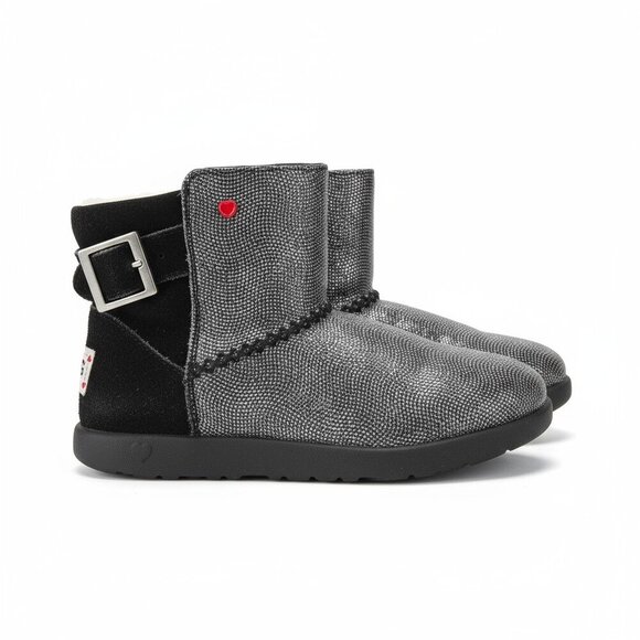 UGG Kids Size 3 Black Metallic Buckle Shearling Ankle Boots - Picture 1 of 8